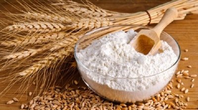 الغرفة الوطنية لأصحاب المخابز: أطراف معروفة تتلاعب بالفارينة والسميد 