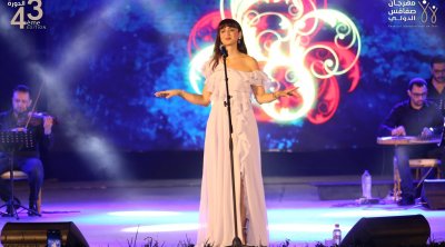 فايا يونان تطرب جمهور مهرجان صفاقس بددر فنية من حلب