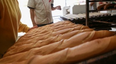 Le ministère du Commerce confirme la suspension de l’approvisionnement des boulangeries non-classées de farine et semoule