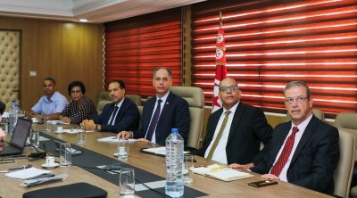 نحو تركيز منظومة معلوماتية جديدة للتدريس والبحث تعتمد على الذكاء الاصطناعي