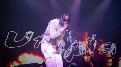 بعد إلغاء حفله في مصر..عشرات الإصابات بحفل ترافيس سكوت في روما