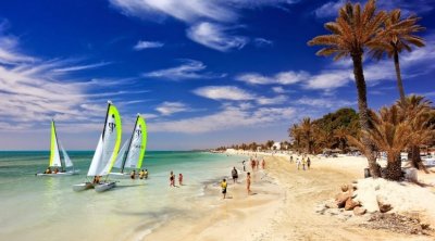 وزير السياحة : السوق الداخلية في المرتبة الثانية بين الاسواق السياحية في جزيرة جربة