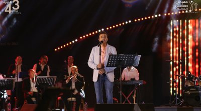 صابر الرباعي يصنع الفرجة في إختتام مهرجان صفاقس