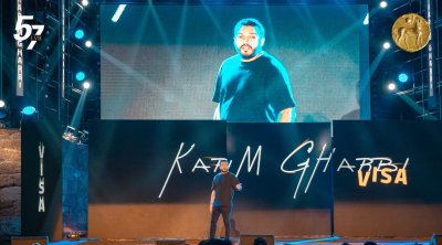 ''فيزا'' لكريم الغربي تأشيرة عبور ناجحة إلى جمهور مهرجان قرطاج (صور)