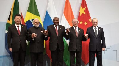 قمة بريكس..23 دولة تسعى للانضمام والقمة تناقش إنشاء عملة موحدة لدول المجموعة 
