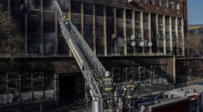 جنوب افريقيا: وفاة 58 شخصا على الأقل بحريق في جوهانسبرغ