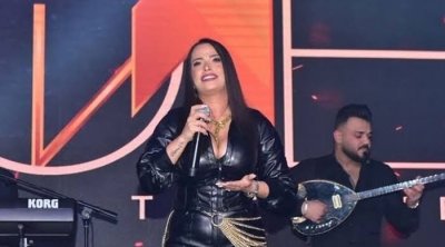 بسبب لفظ نابيّ : منع المطربة اللبنانية سارة الزكريا من الغناء في مصر