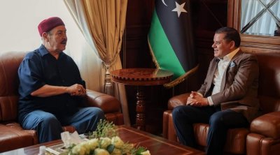 لطفي بوشناق في ضيافة عبد الحميد الدبيبة