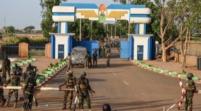 المجلس العسكري في النيجر يعلن مقتل 12 جندياً بهجوم مسلح