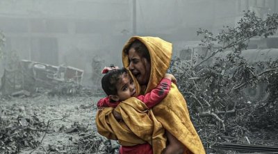 رسالة من المثقفين العرب لمثقفي الغرب: المقاومة الفلسطينية ليست إرهابا 