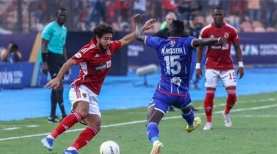 السوبرليغ الإفريقي : الأهلي المصري يمر إلى المربع الذهبي
