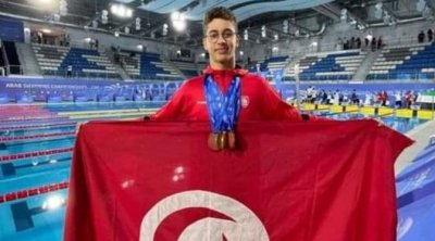 التونسي أحمد الجوادي يحرز بطولة فرنسا في سباق 400 م سباحة حرة