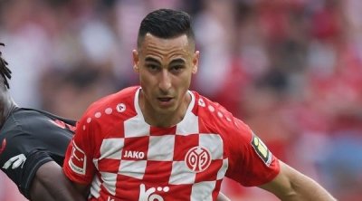 ''لست نادماً ولم أعتذر''.. أنور الغازي يكذّب بيان ناديه ويؤكد دعمه لفلسطين