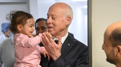 En photos: Kaïs Saïed rend visite aux blessés palestiniens arrivés en Tunisie