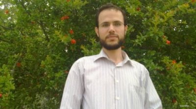 استشهاد الشاعر الفلسطيني رفعت العرعير في غزة