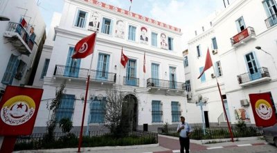 اتحاد الشغل: لا يمكن بناء الدولة بضرب الحريات وقمع السياسيين 