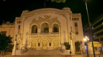 30 تلميذا من 9 مدارس يعرضون مسرحية 'لنسعف فلسطين بثقافات العالم' بالمسرح البلدي بالعاصمة