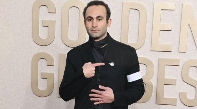 خالد عبدالله يتضامن مع غـ.زة في حفل غولدن غلوب