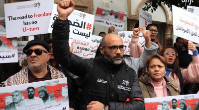 زياد دبار يستنكر إحالة الصحفيين في الذكرى 13 للثورة على معنى قوانين نظام بن على