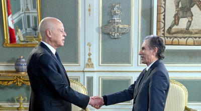 تونس ترسل باخرة محمّلة بالمساعدات الغذائية والمستلزمات الطبية إلى فلسطين