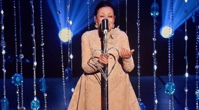 ظهر عليها الوهن الشديد..جدل بعد ظهور نجاة الصغيرة في حفل joy awards (فيديو)