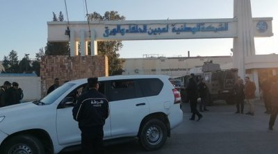 قيس سعيّد: لن يتم التفريط في مصنع الحلفاء و الورق 