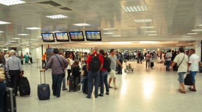 أكثر من نصف مليون مسافر عبر المطارات التونسية في جانفي 2024