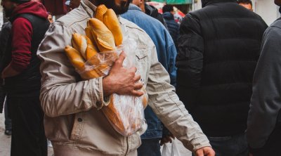 الصادق الحبوبي: تغير مذاق الخبز يعود لتعرض القمح للأمطار و عدم تجفيفه قبل رحيه