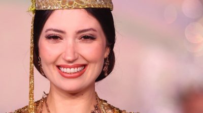 إيمان المحرزي بالزي التقليدي التونسي في مسابقة ملكة جمال العالم
