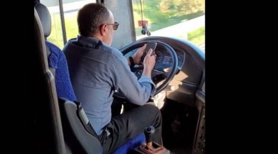 بنزرت : إيقاف سائق حافلة لإستعماله هاتفه خلال العمل 