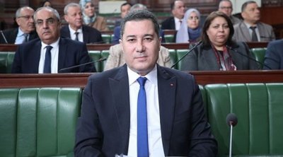 وزير النقل : بعض المناطق الوعرة في بنزرت لا تسمح بمرور حافلات نقل التلاميذ