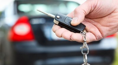 إجراءات جديدة في قطاع السيارات وهذا سعر الكراء