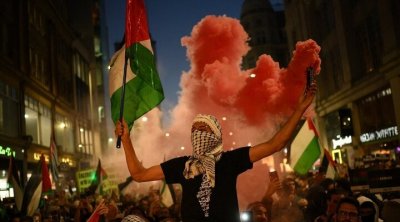نصرةً لغزة : تظاهرة حاشدة في الدنمارك للمطالبة بوقف الإبادة الجماعية