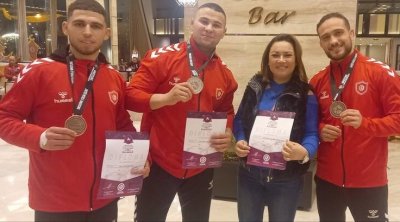 بطولة إفريقيا للمصارعة : تونس تحصد 7 ميداليات 