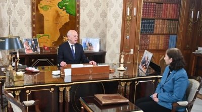 قيس سعيّد: الحافلات في تونس الكبرى لا تتجاوز ال300 و مطلوب حل عاجل 