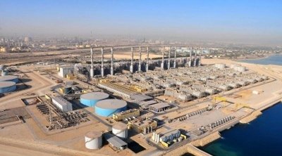 تجربة مكونات محطة تحلية مياه البحر بالزارات استعدادًا للشروع في استغلالها