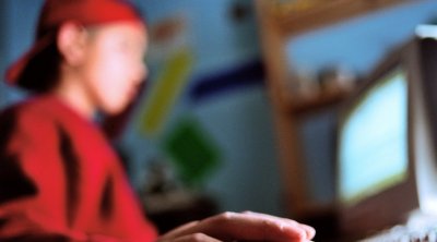 توفير فضاء افتراضي آمن وآليات مراقبة لدى إبحار الأطفال على الأنترنات