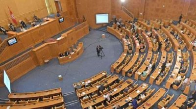 Tunisie  : La séance inaugurale du conseil des régions et des districts fixée au 19 avril