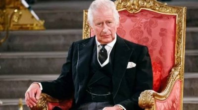 ملك بريطانيا يصادق على قانون ترحيل المهاجرين إلى رواندا