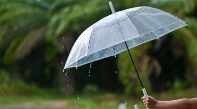 طقس اليوم : أجواء مغيّمة و أمطار متفرقة 