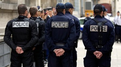فرنسا : الشرطة قتلت مسلحا حاول حرق كنيس يهودي