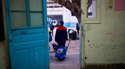 وزيرة التربية :  توفير مياه الشرب في المدارس التونسية أهم من رقمنتها