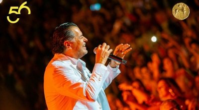 La super star Ragheb Alama à la soirée d’ouverture du Festival ASBU