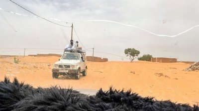 وفاة 14 شخصا من بينهم 12 سوريا تاهوا في صحراء الجزائر 