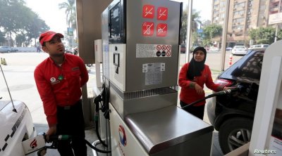 مصر ترفع أسعار الكهرباء والأدوية والمحروقات