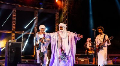 Tinariwen : Le son du désert souffle sur Hammamet  (images)