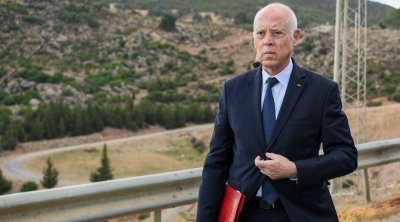 قيس سعيد يتهم شبكات إجرامية بتهشيم أنابيب توزيع المياه