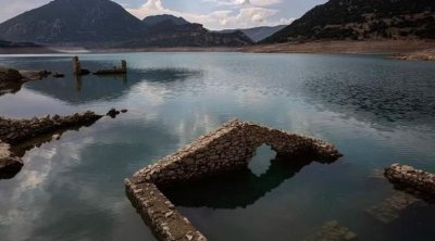 اليونان : الجفاف يعيد قرية غمرتها المياه قبل عقود