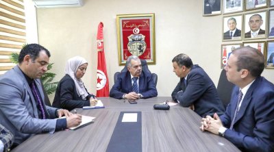وزارة الشباب تدعو رابطة كرة القدم إلى تطبيق القانون الصارم