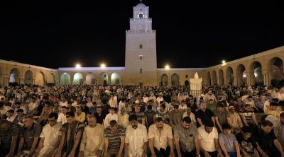 احتفالات التونسيين بليلة الـ27 من رمضان : أجواء روحانية وتقاليد متوارثة